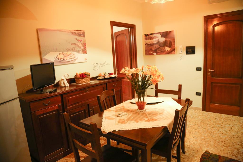 Casa Sant'Oronzo Lejlighed Lecce Eksteriør billede